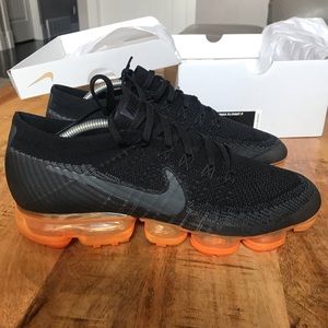 MENS Nike AIR Vapormax FLYKNIT anthracite-black orange 10.5 Like new!